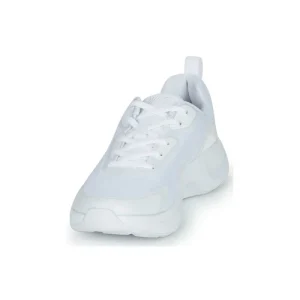 à prix promos Nike – WMNS NIKE WEARALLDAY Blanc 12