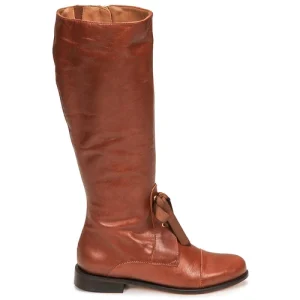 magasin Fericelli – MAURA Camel 10